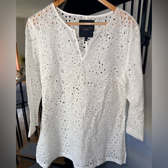 Talbots Tops - Talbots Women’s White Eyelet Top size 16
